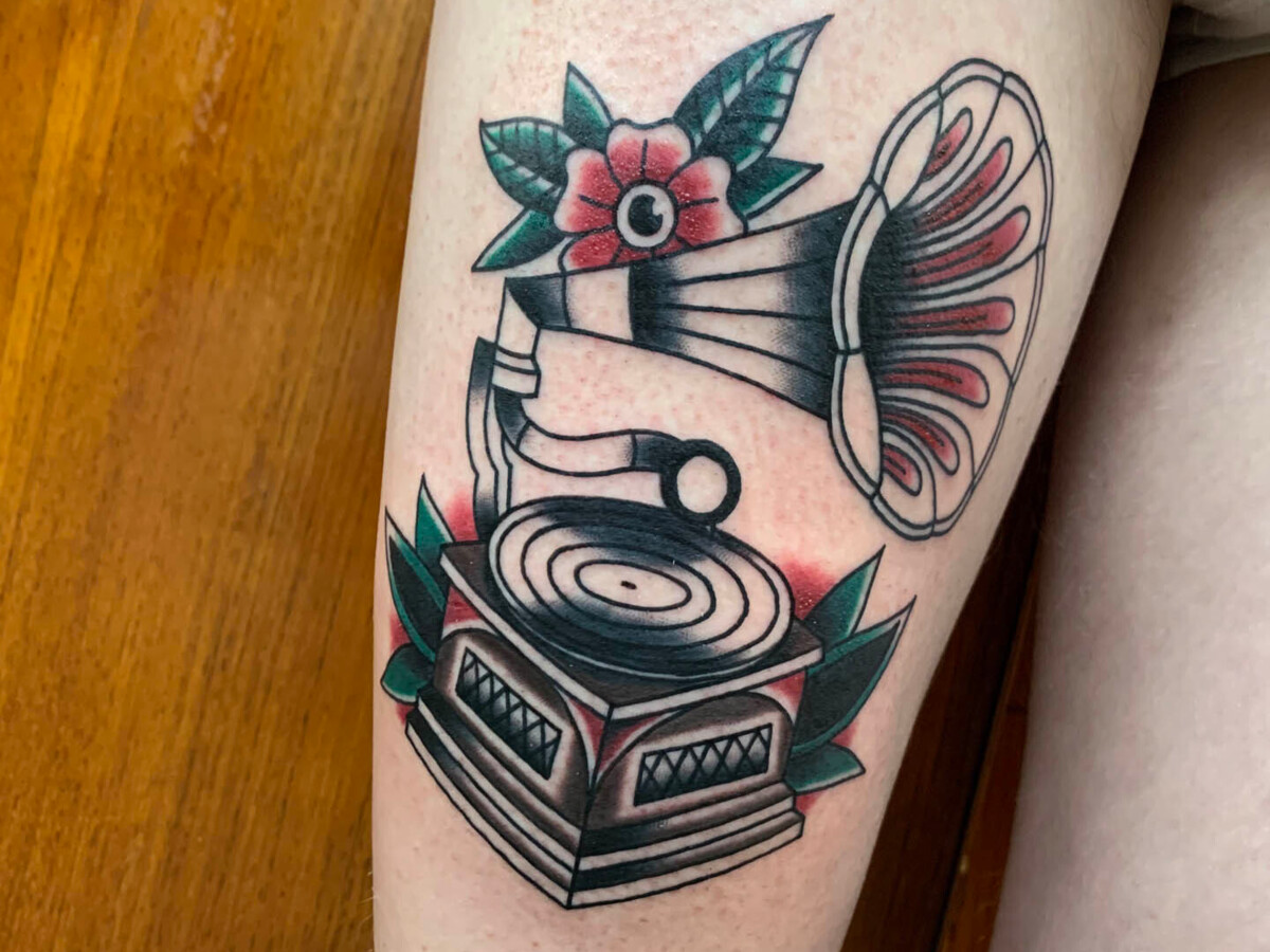 American_traditional_tattoo_2_.jpg