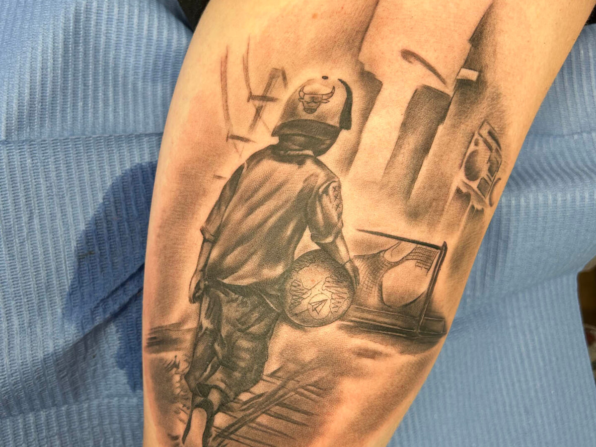 Black_and_grey_tattoo_3_.jpg