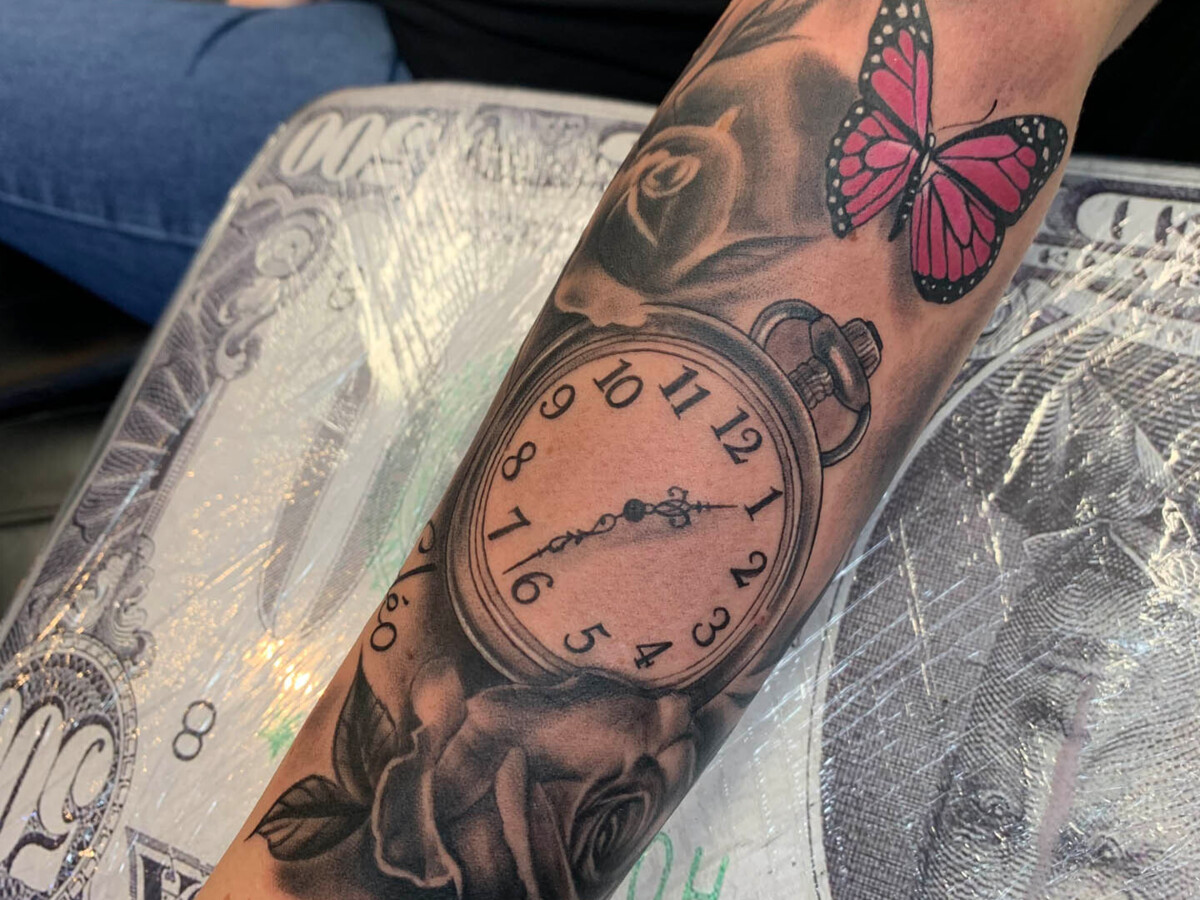 Black_and_grey_tattoo_6_.jpg