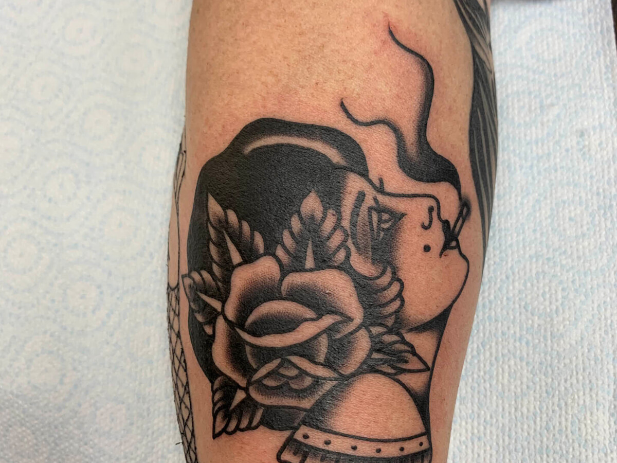 Old_school_traditional_tattoo_.jpg